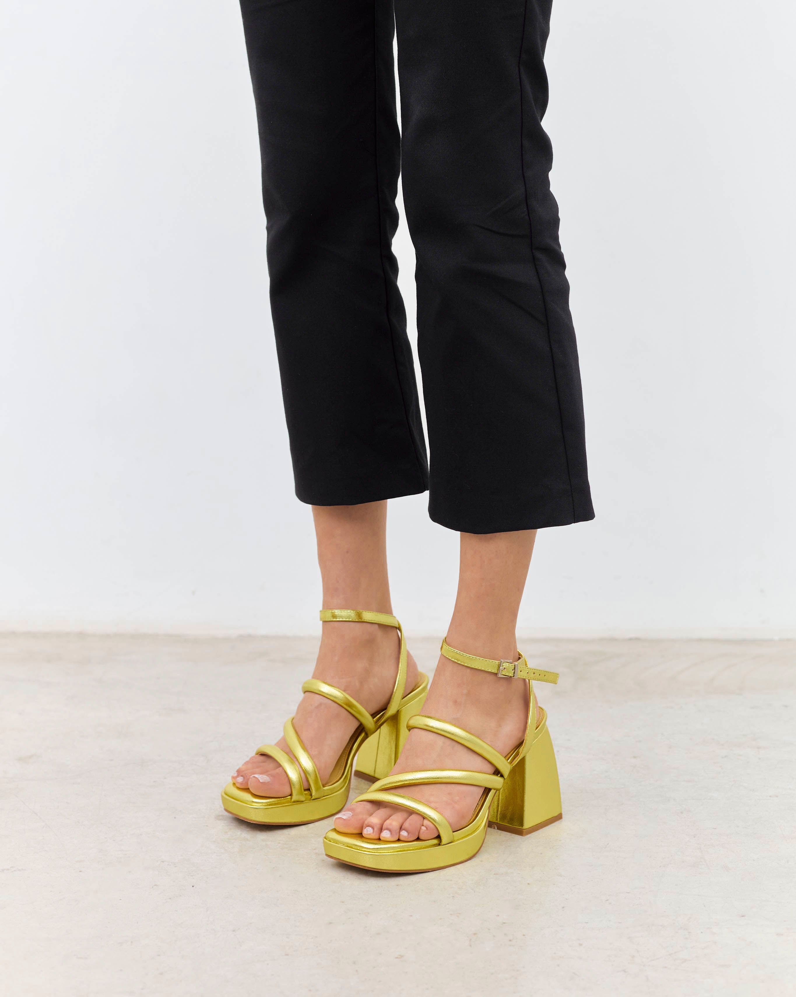 MIM Sandalia de tacón SKY LIMA METALIZADO