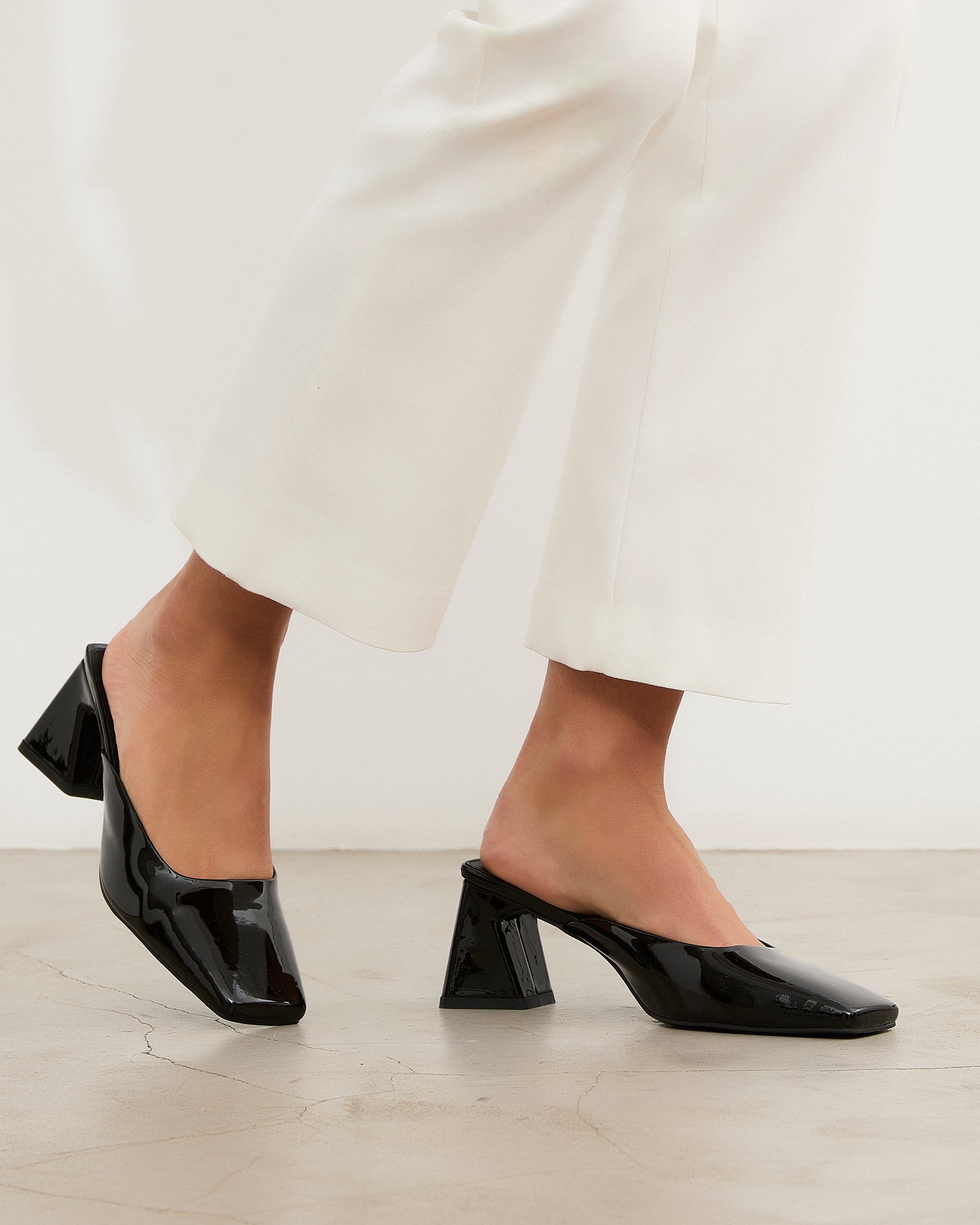 Mim shoes Sandalia de tacón CLAUDE NEGRO