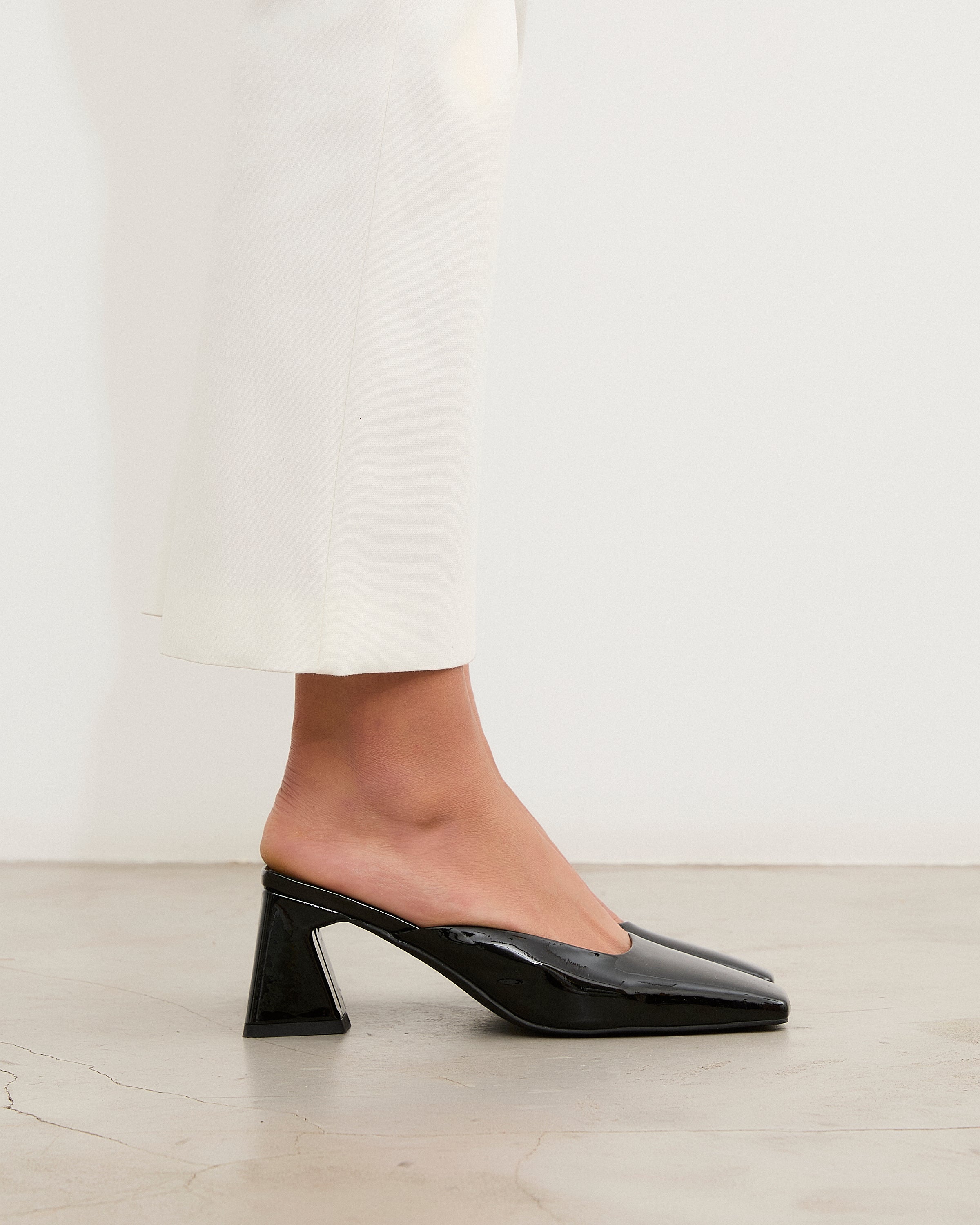 Mim shoes Sandalia de tacón CLAUDE NEGRO