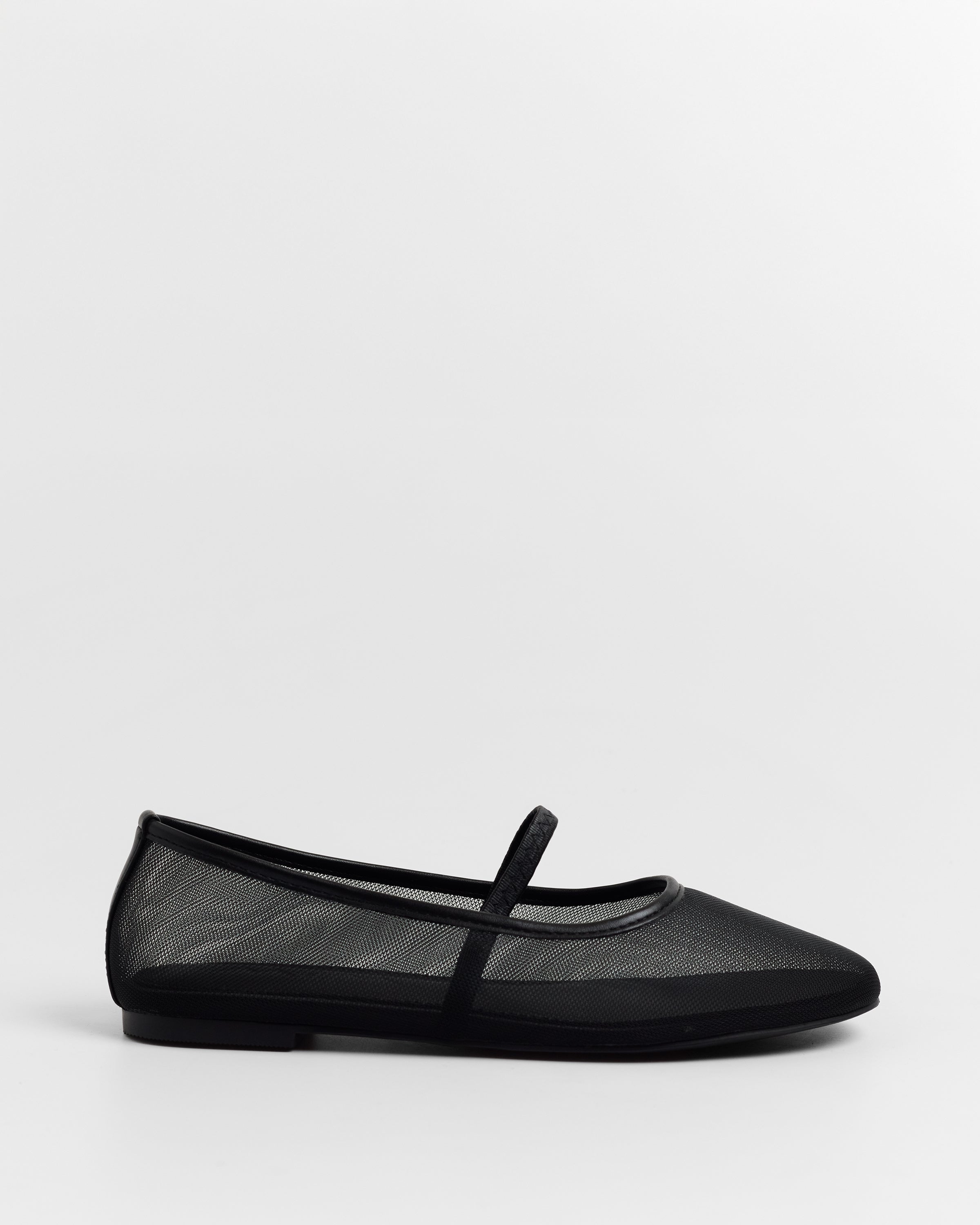 MIM Zapato cerrado Fler Negro