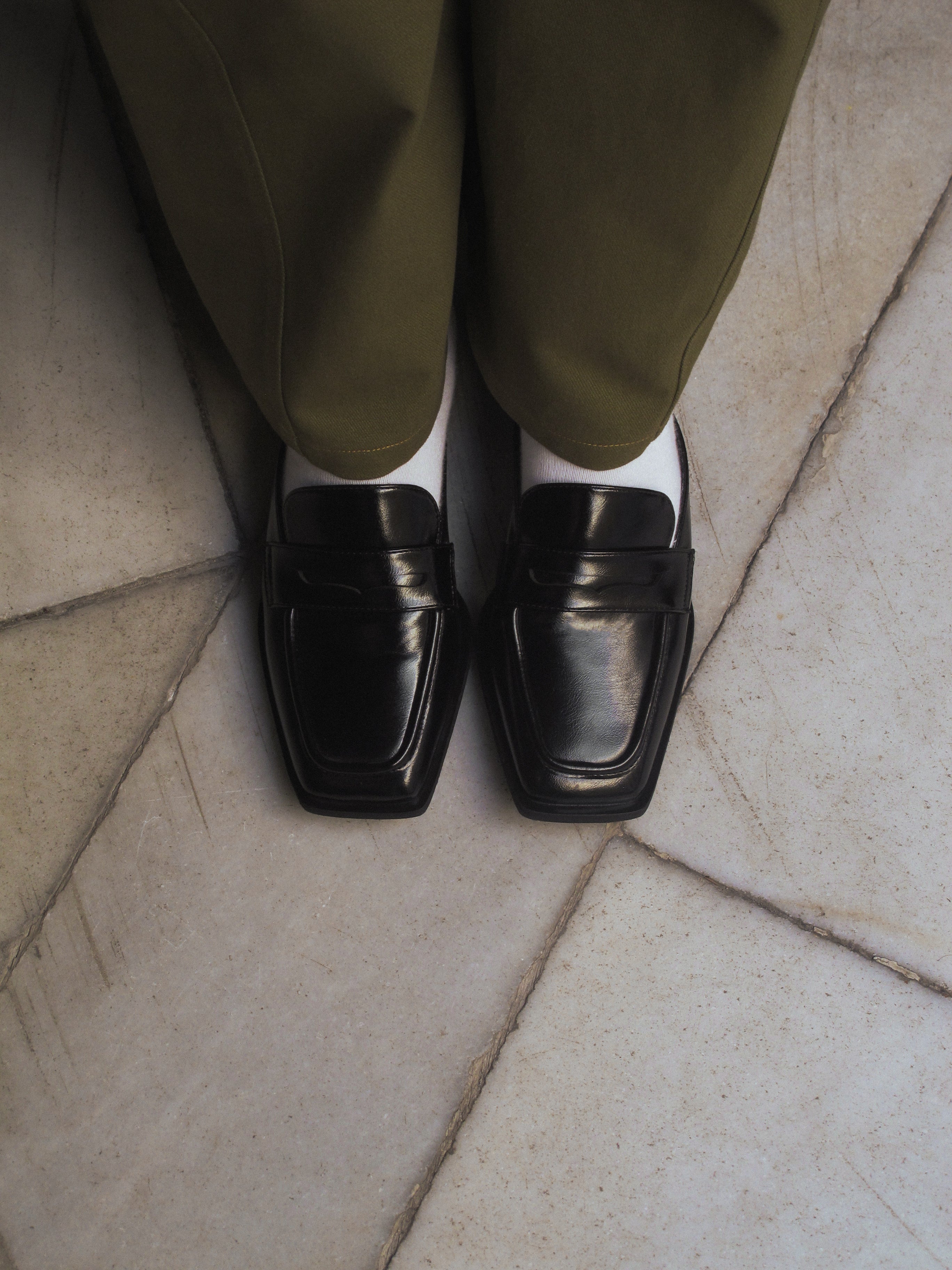 MIM Zapato cerrado Malcon Negro